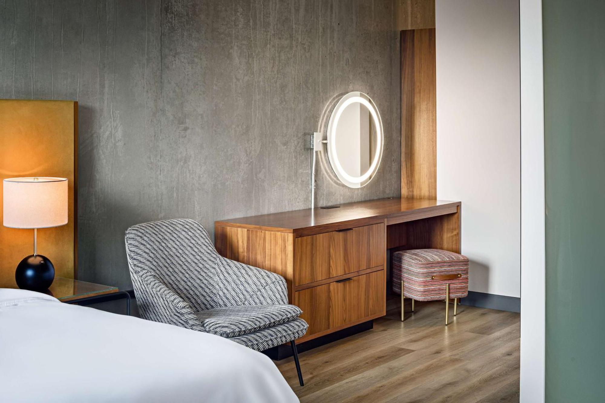 The Loom Hotel, Tapestry Collection By Hilton Warwick Exterior photo