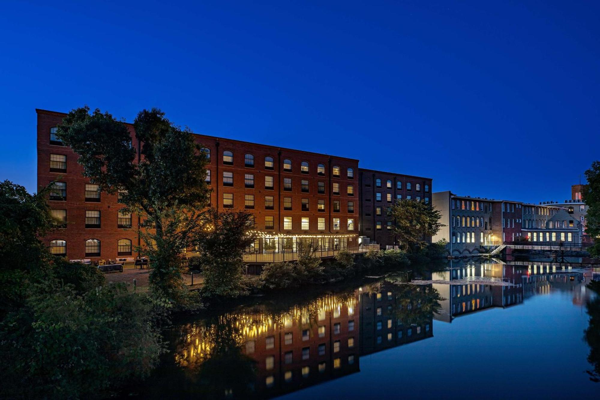 The Loom Hotel, Tapestry Collection By Hilton Warwick Exterior photo