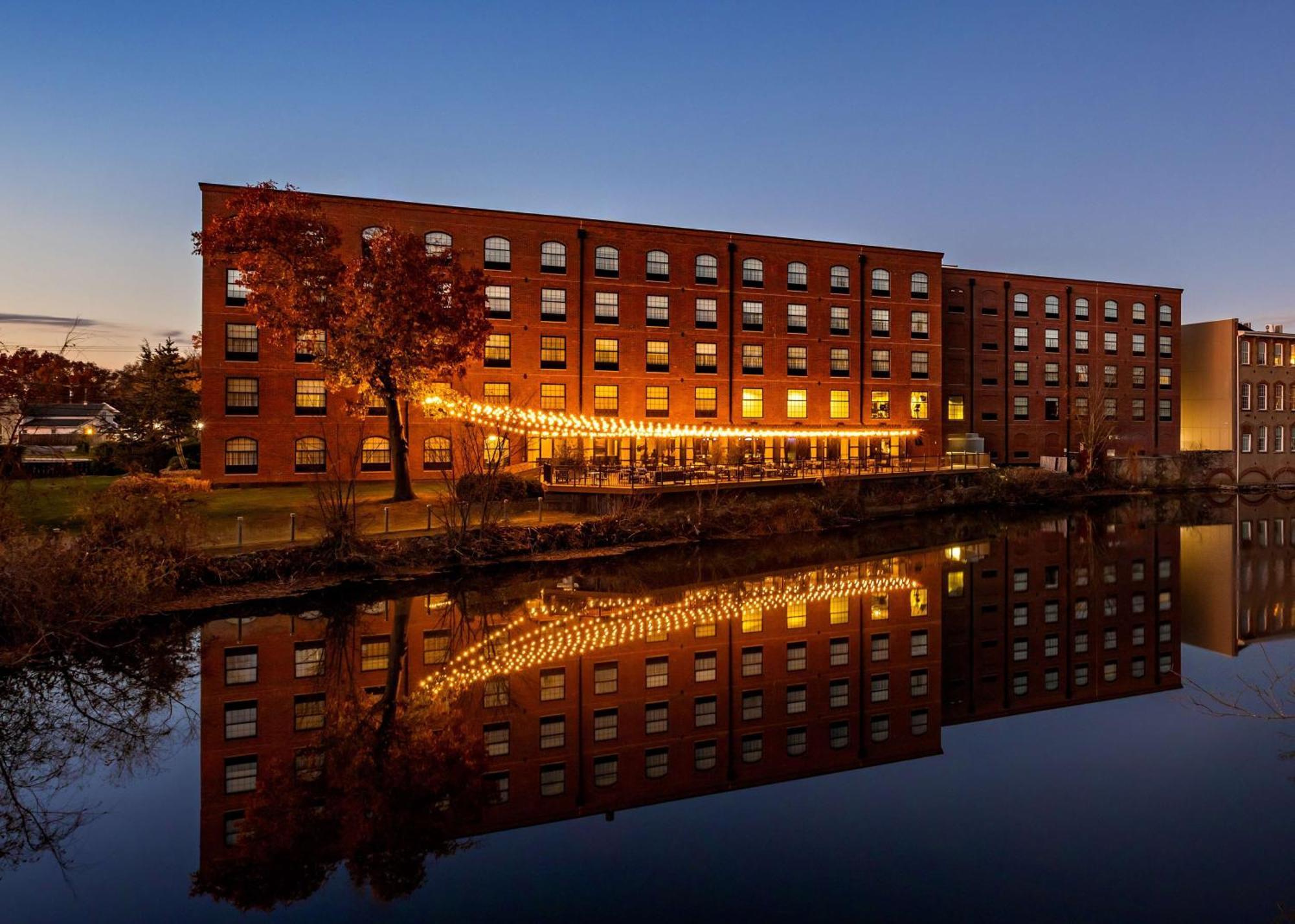 The Loom Hotel, Tapestry Collection By Hilton Warwick Exterior photo